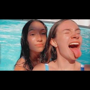 Meet your Posher, Daniela